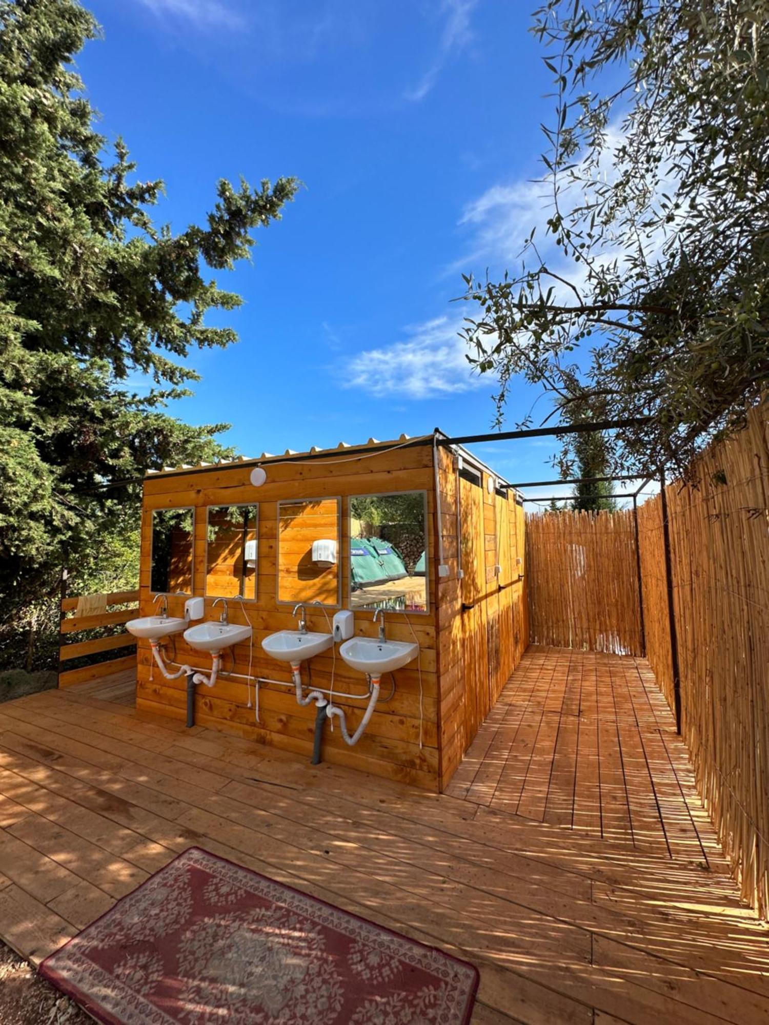 Alt Camping Dhërmi Exterior foto